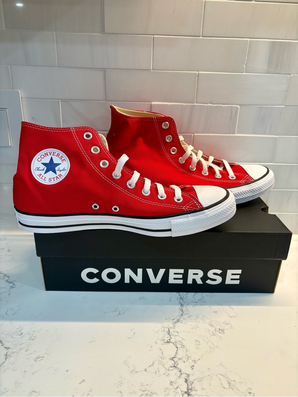 NEW Converse Chuck Taylor Hi-Top Shoes